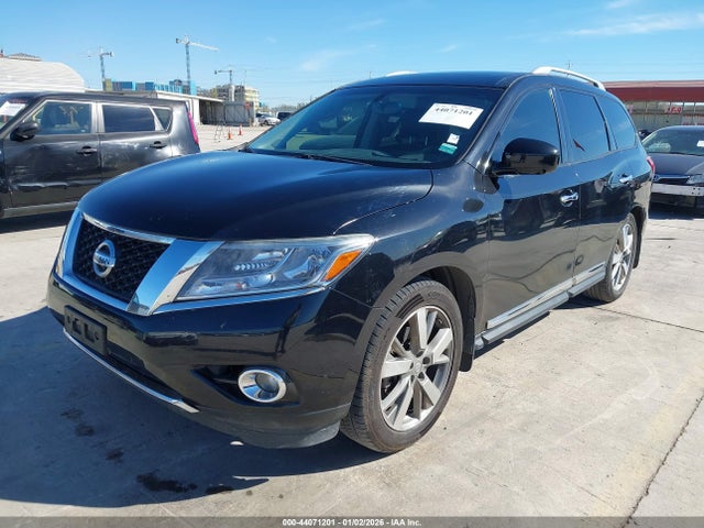 Nissan Pathfinder Platinum 2015 5N1AR2MN3FC707799 Image 2