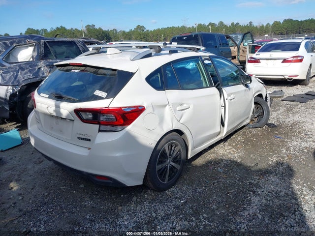 4S3GTAD69M3708522 Subaru Impreza Premium 5-door