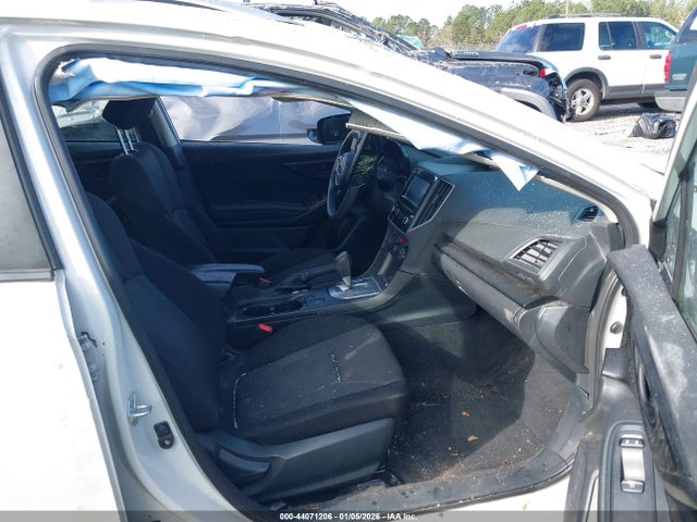 4S3GTAD69M3708522 Subaru Impreza Premium 5-door