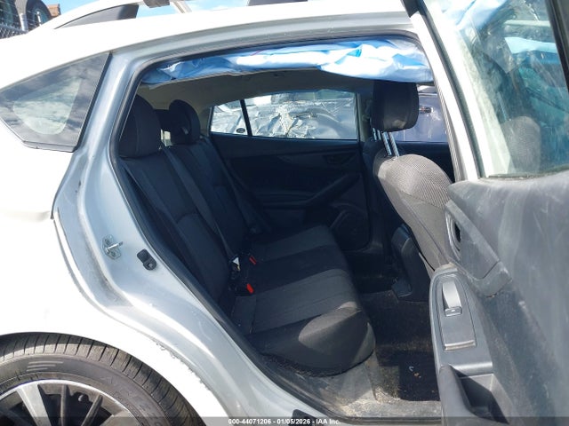 4S3GTAD69M3708522 Subaru Impreza Premium 5-door