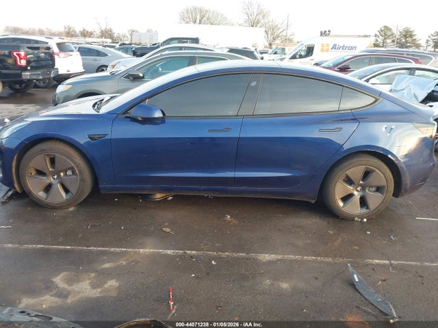 Tesla Model 3 Rear-wheel Drive 2023 5YJ3E1EA7PF614559 Image 13