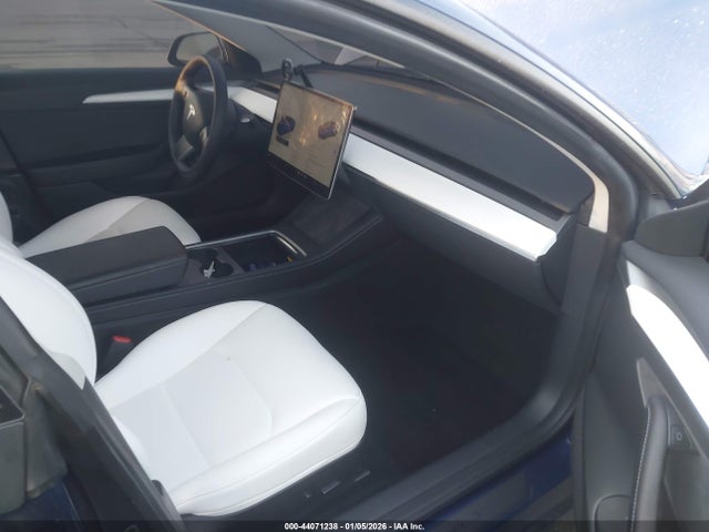 2023 TESLA MODEL 3 5YJ3E1EA7PF614559 Photo 4