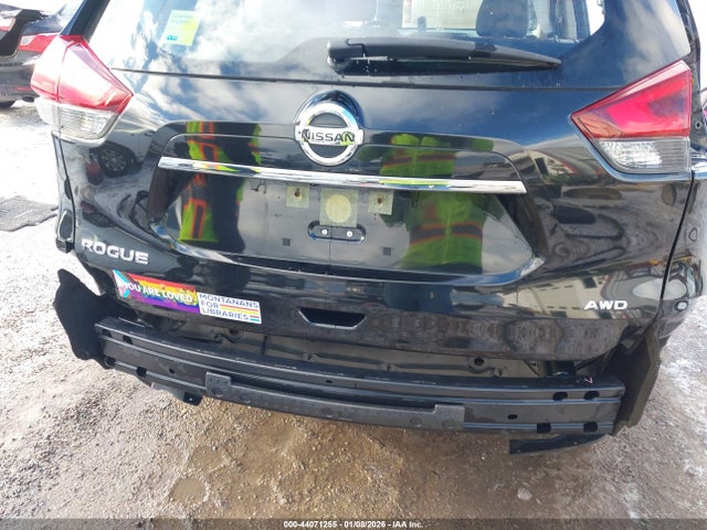 JN8AT2MV4HW021167 Nissan ROGUE S