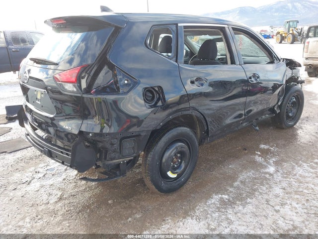 JN8AT2MV4HW021167 Nissan ROGUE S
