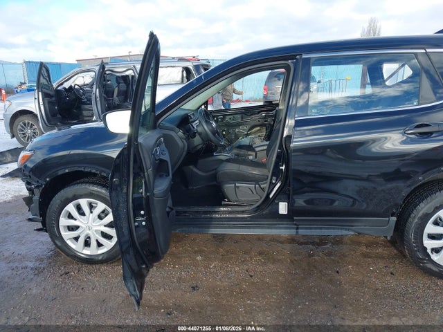 JN8AT2MV4HW021167 Nissan ROGUE S
