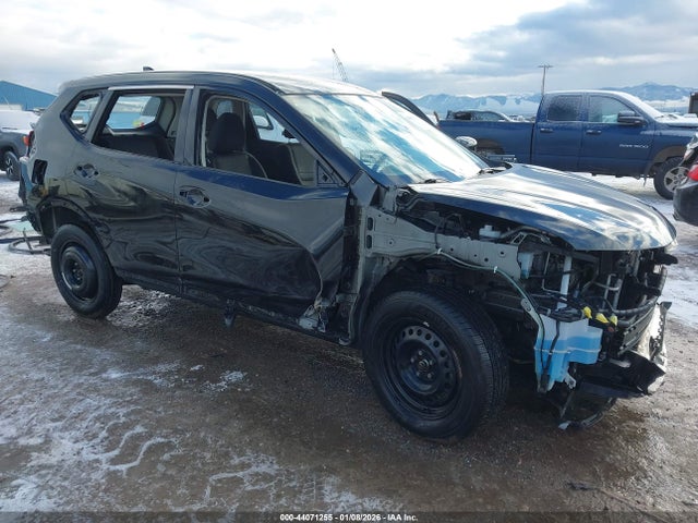 JN8AT2MV4HW021167 Nissan ROGUE S