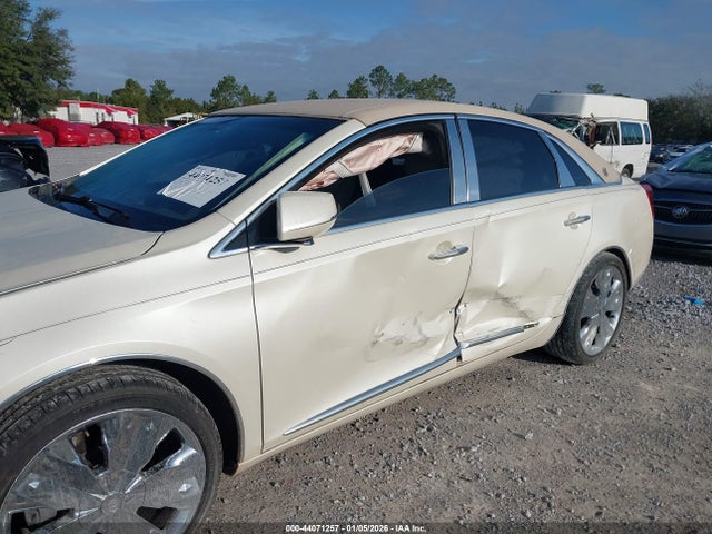 44071257 :رقم المزاد ، 2G61S5S39D9160184 vin ، 2013 Cadillac Xts Premium مزاد بيع