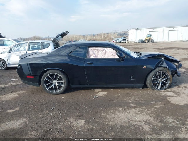 44071277 :رقم المزاد ، 2C3CDZFJ0GH153901 vin ، 2016 Dodge Challenger R/t Scat Pack مزاد بيع