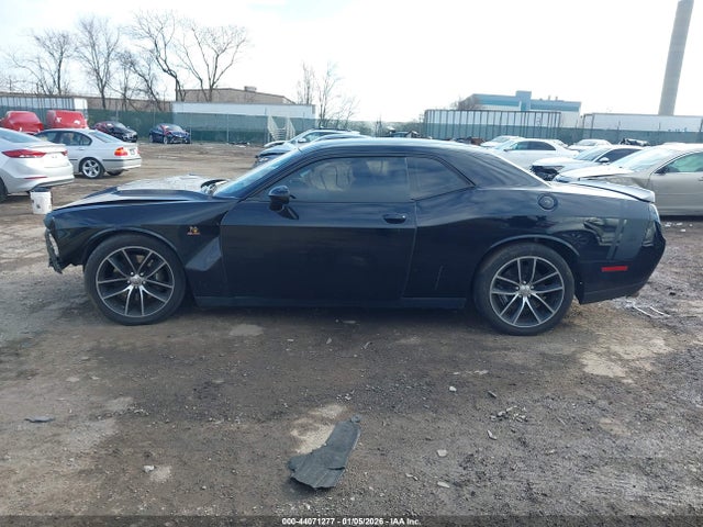 44071277 :رقم المزاد ، 2C3CDZFJ0GH153901 vin ، 2016 Dodge Challenger R/t Scat Pack مزاد بيع