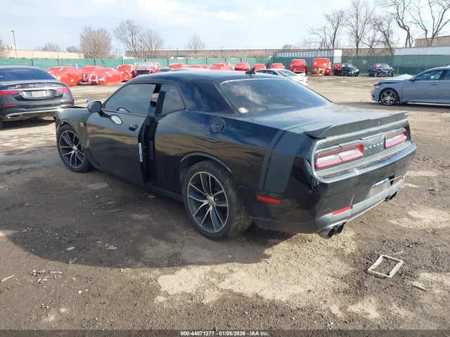 44071277 :رقم المزاد ، 2C3CDZFJ0GH153901 vin ، 2016 Dodge Challenger R/t Scat Pack مزاد بيع