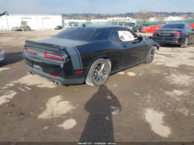 44071277 :رقم المزاد ، 2C3CDZFJ0GH153901 vin ، 2016 Dodge Challenger R/t Scat Pack مزاد بيع
