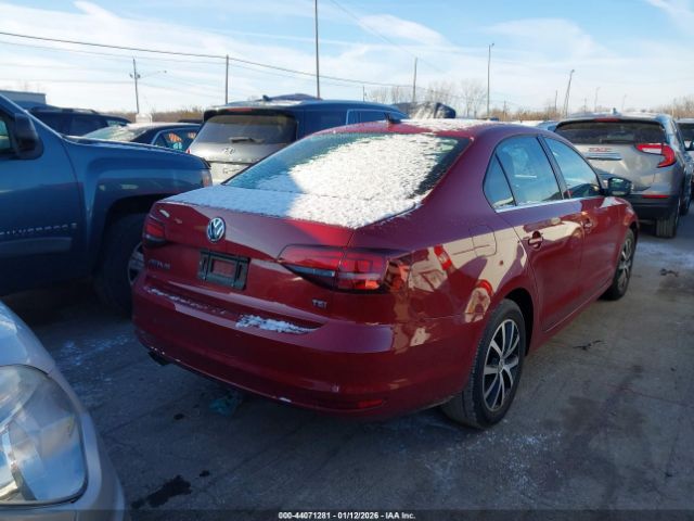 2018 VOLKSWAGEN JETTA 3VWDB7AJ7JM262427 Photo 3
