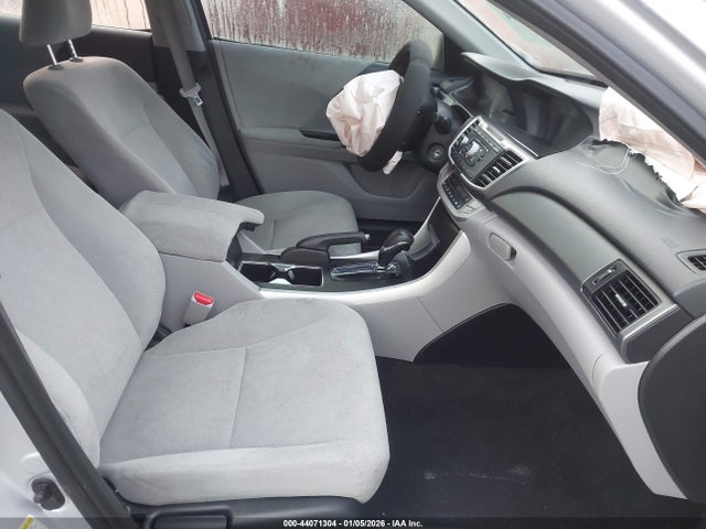 Продажа на аукционе авто 2013 Honda Accord Lx, vin: 1HGCR2F30DA082989, номер лота: 44071304