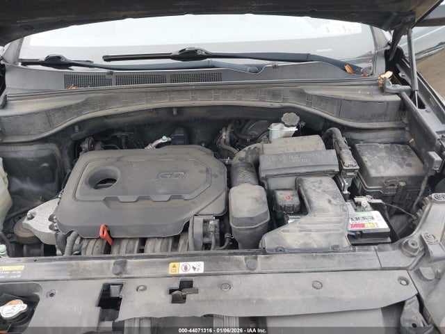 5NMZU3LBXHH011660 Hyundai Santa Fe Sport 2.4l