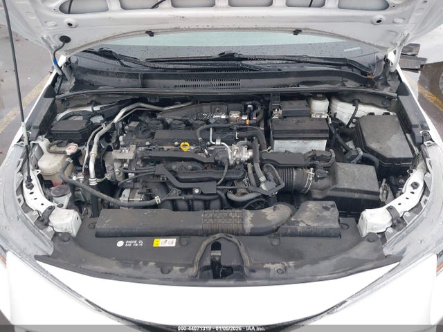 JTND4MBE6N3184075 Toyota COROLLA SE