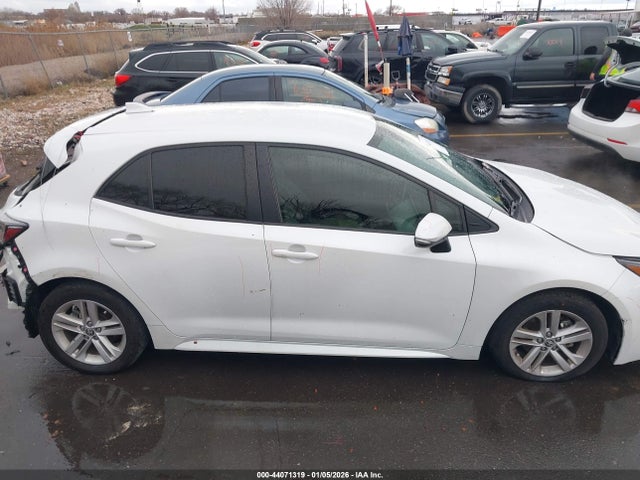 JTND4MBE6N3184075 Toyota COROLLA SE
