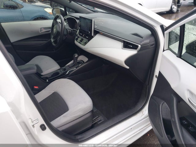 JTND4MBE6N3184075 Toyota COROLLA SE