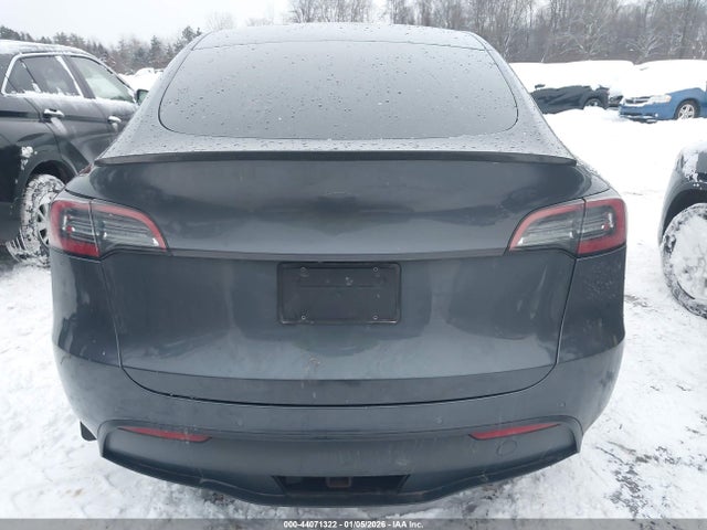 7SAYGDEE6NF450743 Tesla Model Y Long Range Dual Motor All-wheel Drive