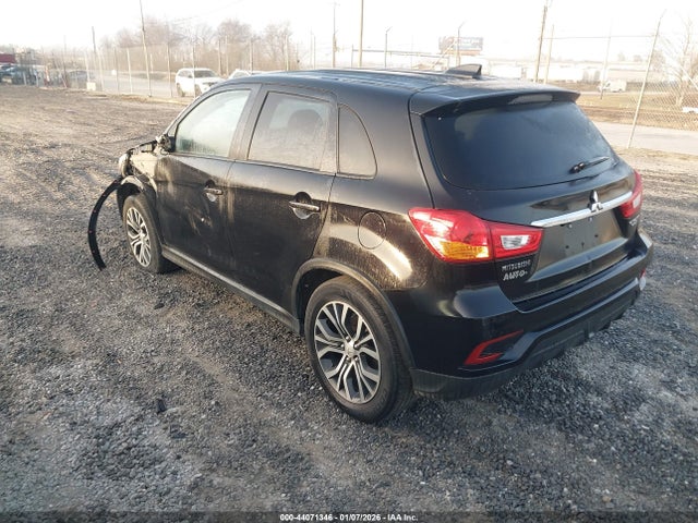 2018 MITSUBISHI OUTLANDER SPORT JA4AP3AU4JU024034 Photo 2
