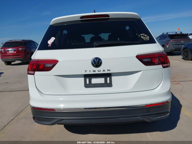 Продаж на аукціоні авто 2024 Volkswagen Tiguan 2.0t S, vin: 3VVRB7AX1RM211449, номер лоту: 44071364