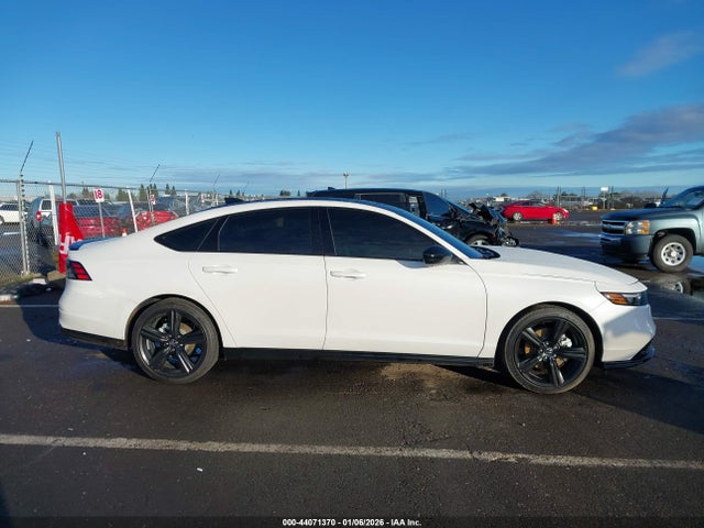 1HGCY2F78SA085996 Honda Accord Hybrid Sport-l