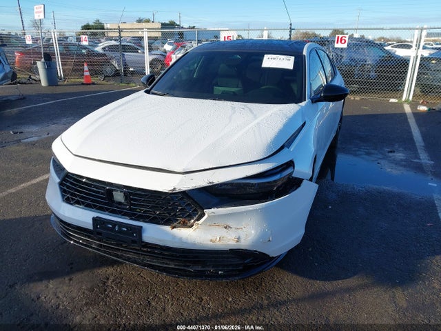 1HGCY2F78SA085996 Honda Accord Hybrid Sport-l