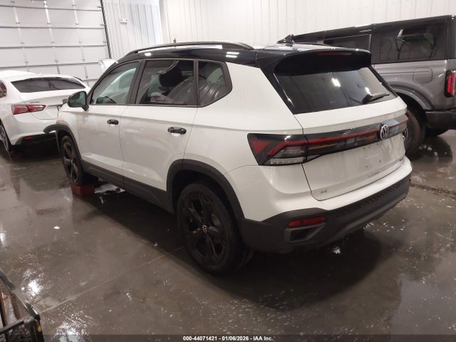 44071421 :رقم المزاد ، 3VV2C7B25SM021712 vin ، 2025 Volkswagen Taos 1.5t Se Black مزاد بيع