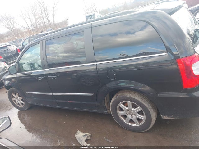 Продажа на аукционе авто 2012 Chrysler Town & Country Touring, vin: 2C4RC1BGXCR134474, номер лота: 44071425