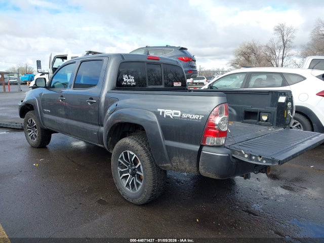 Toyota Tacoma Base V6 2015 3TMLU4EN8FM189919 Image 3