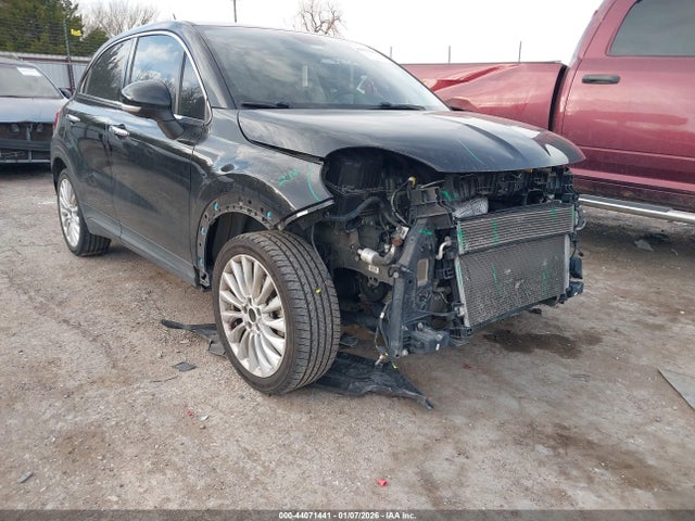 2016 FIAT 500X ZFBCFXDT7GP354370 Photo 0