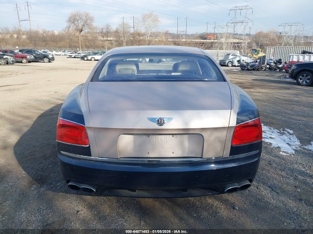 Bentley Flying Spur V8 2015 SCBET9ZA7FC044858 Image 17