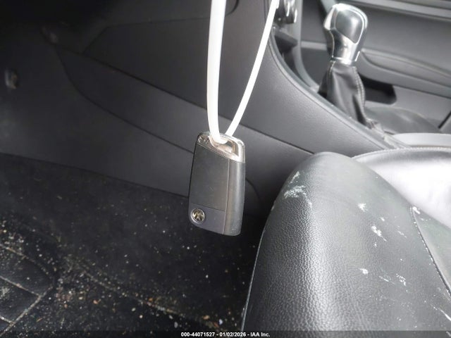 WVWLF7AU2FW181078 Volkswagen Golf R 4-door