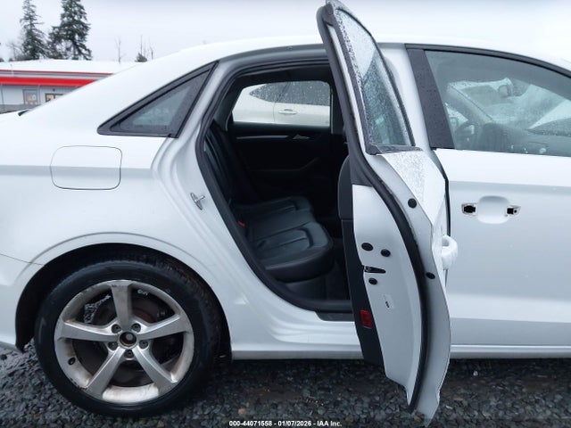 Audi A3 2.0t Premium 2015 WAUBFGFF4F1006489 Image 8