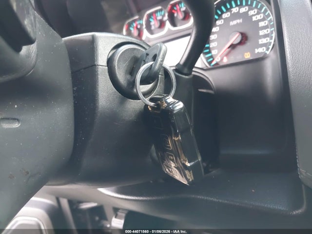 1GNSCBKC5JR104815 Chevrolet Tahoe Lt