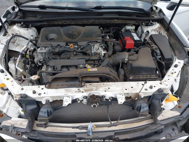 4T1B11HK8KU233049 Toyota CAMRY LE