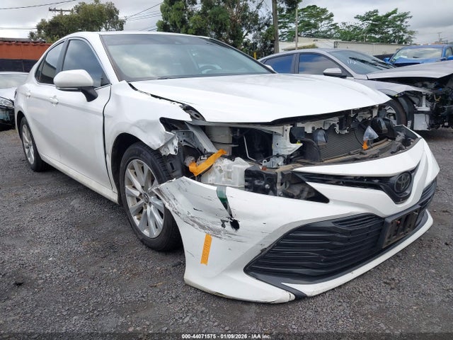 4T1B11HK8KU233049 Toyota CAMRY LE
