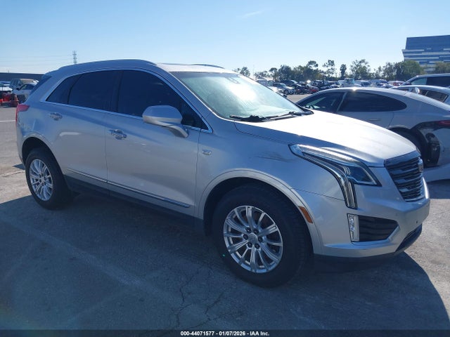 2018 CADILLAC XT5 1GYKNERS4JZ201211 Photo 0