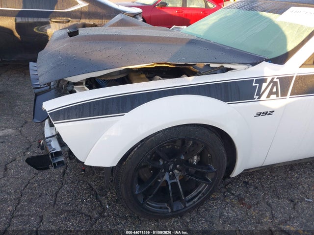 Продажа на аукционе авто 2022 Dodge Challenger R/t Scat Pack Widebody, vin: 2C3CDZFJ9NH118142, номер лота: 44071599