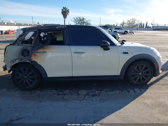 WMWXU1C56G2D10152 Mini Hardtop Cooper