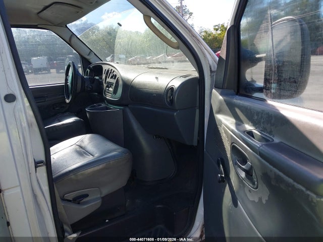 Продаж на аукціоні авто 2004 Ford E-350 Cutaway Standard, vin: 1FDWE35L84HA17941, номер лоту: 44071608