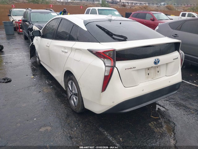 JTDKBRFU8J3081878 Toyota Prius Two