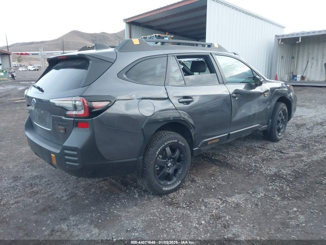4S4BTGUD3S3227086 Subaru Outback Wilderness