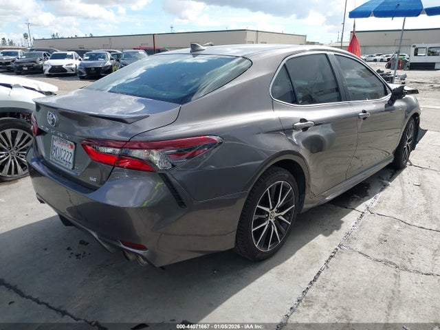 4T1G11AK0MU476650 Toyota CAMRY SE
