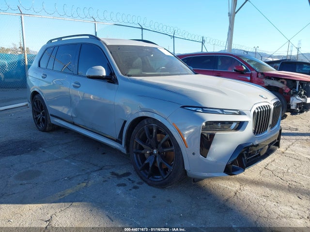 2023 BMW X7 5UX23EM09P9R93512