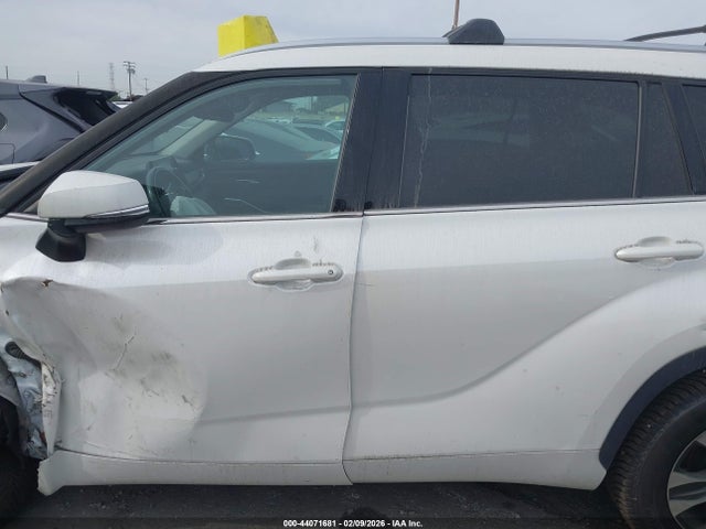 5TDHZRAH8LS001545 Toyota Highlander