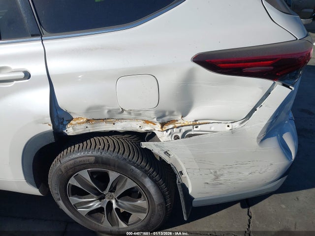 5TDHZRAH8LS001545 Toyota Highlander