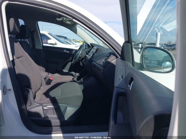 2013 VOLKSWAGEN TIGUAN WVGAV3AX5DW594893 Photo 4