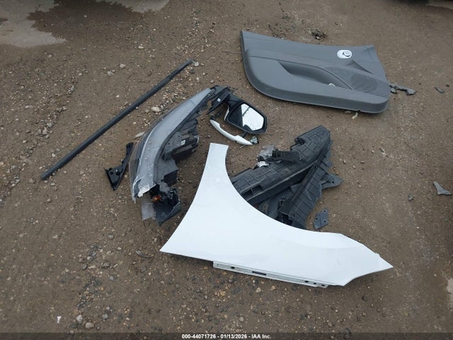 5NPLM4AG6NH067474 Hyundai ELANTRA SEL