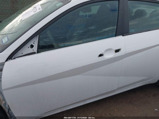 5NPLM4AG6NH067474 Hyundai ELANTRA SEL