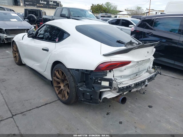 2023 TOYOTA GR SUPRA WZ1DB0G08PW059789 Photo 2